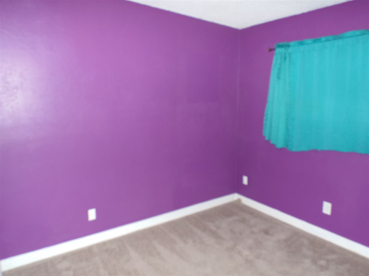 1345 Caren Road Vista, CA 92083 - Photo 11 of 22