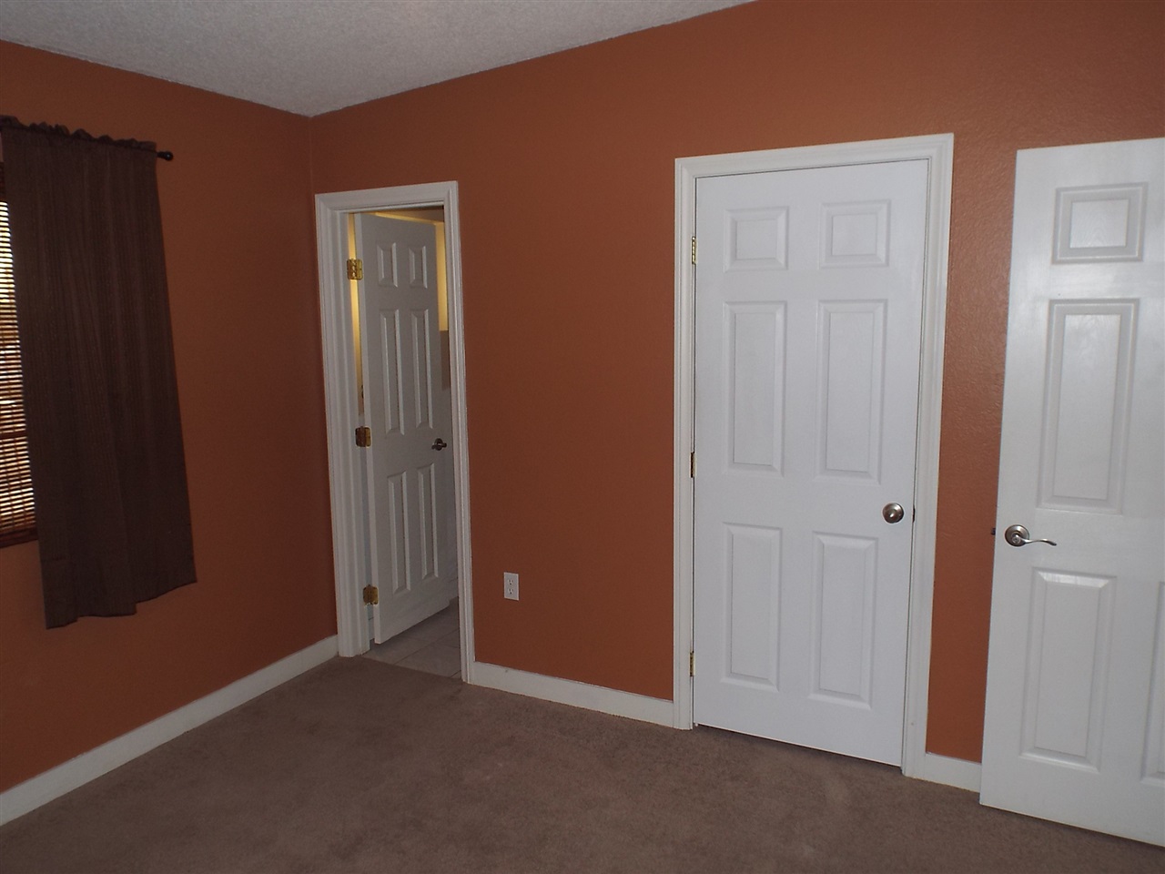 1345 Caren Road Vista, CA 92083 - Photo 14 of 22