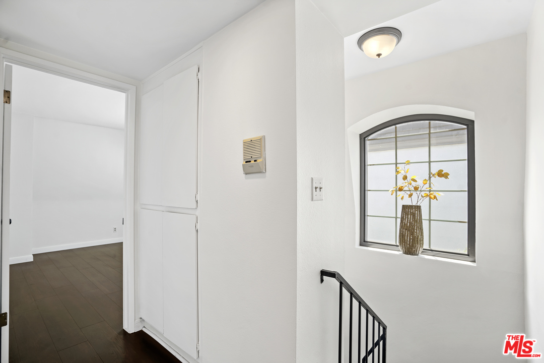 8135 Redlands Street, Unit 101 Playa del Rey, CA 90293 - Photo 24 of 42 a view of an entryway door
