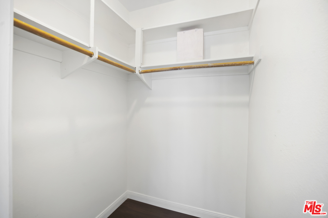 8135 Redlands Street, Unit 101 Playa del Rey, CA 90293 - Photo 32 of 42 a view of an empty room
