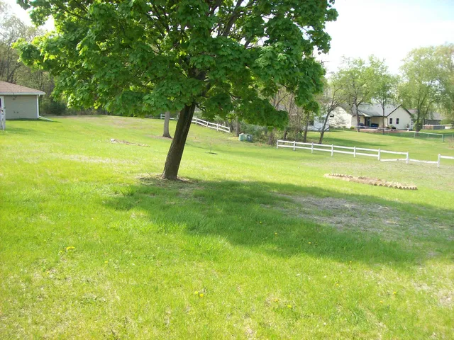 $595,000 | 497 S Lake, Montello, WI 53949