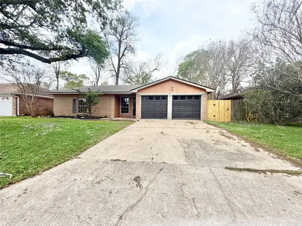 $198,000 | 98 Sparrow Way, Beaumont, TX 77707