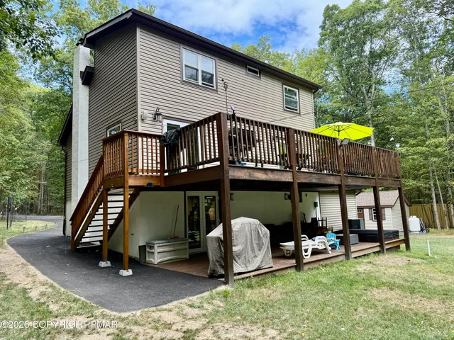 $2,350 | 675 Whippoorwill Drive, Bushkill, PA 18324