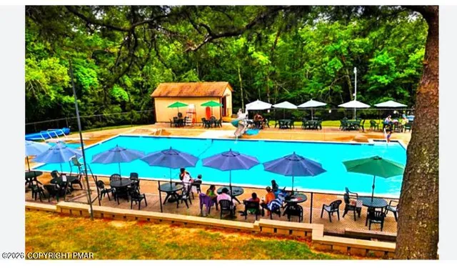 $2,350 | 675 Whippoorwill Drive, Bushkill, PA 18324