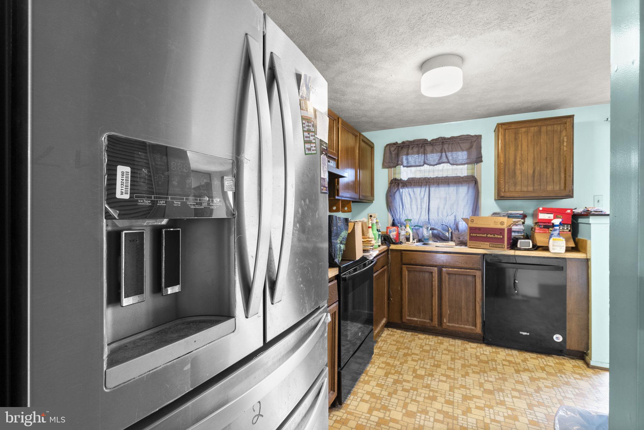 15 Russet Court Baltimore, MD 21221 - Photo 5 of 29 Kitchen