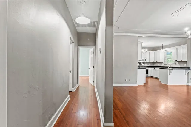 $699,999 | 4073 Cedar Street, Riverside, CA 92501