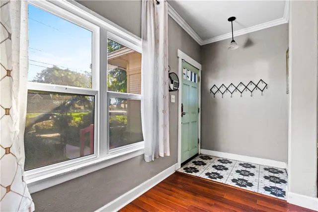 $699,999 | 4073 Cedar Street, Riverside, CA 92501