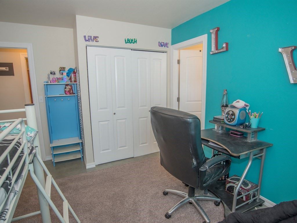 2411 North Long Road Spokane Valley, WA 99016 - Photo 13 of 20