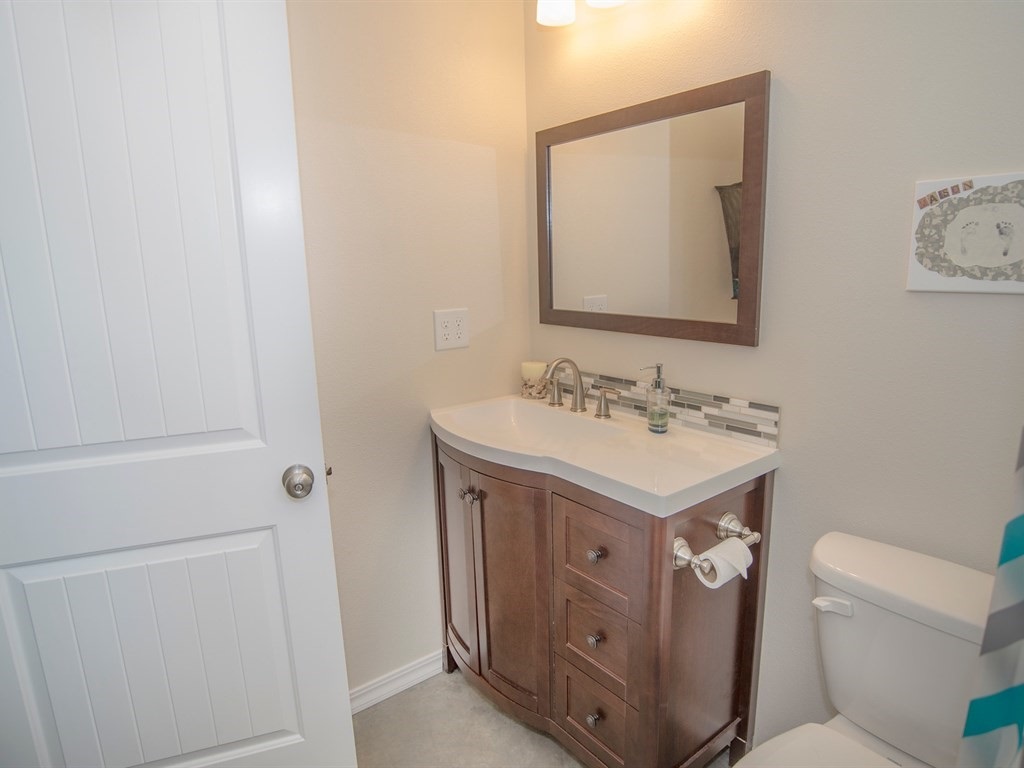 2411 North Long Road Spokane Valley, WA 99016 - Photo 14 of 20