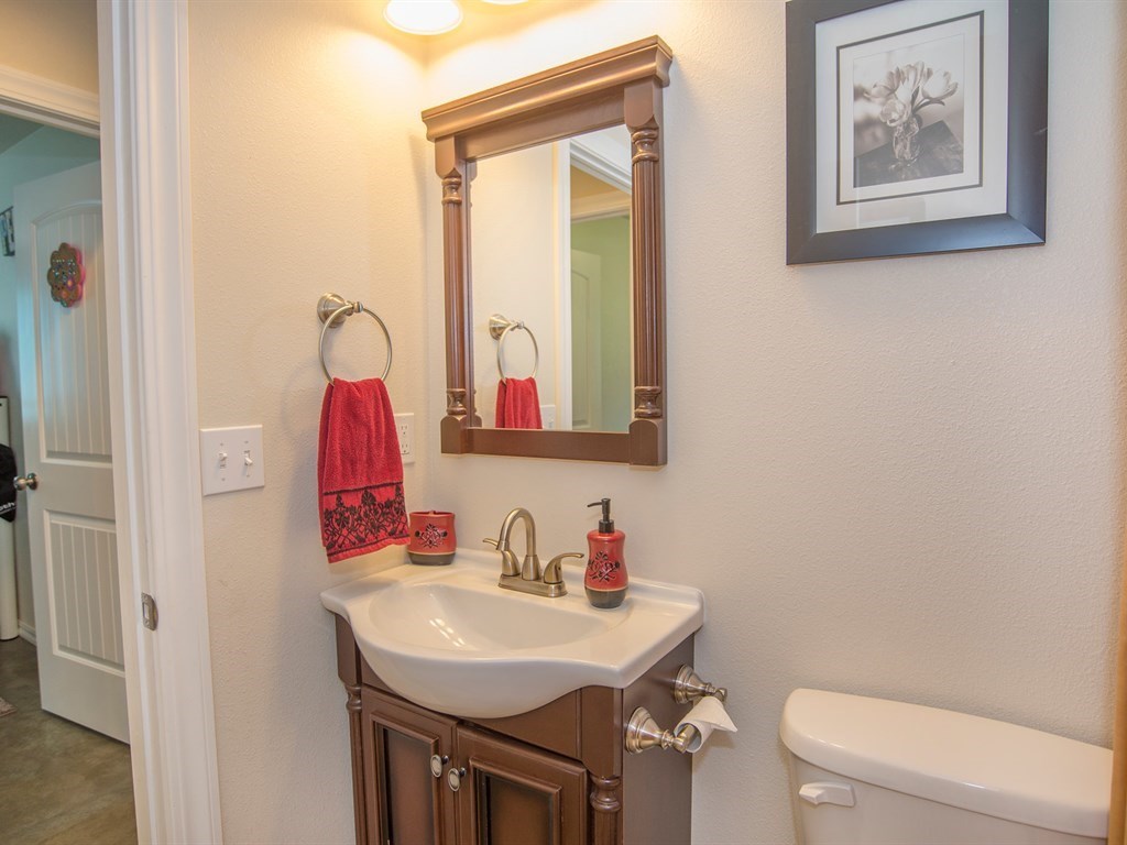 2411 North Long Road Spokane Valley, WA 99016 - Photo 15 of 20