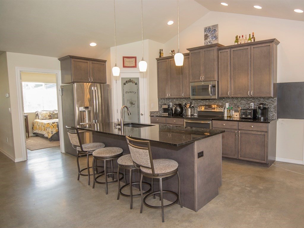2411 North Long Road Spokane Valley, WA 99016 - Photo 3 of 20