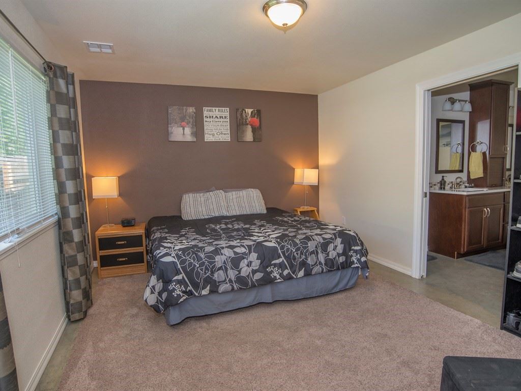 2411 North Long Road Spokane Valley, WA 99016 - Photo 8 of 20