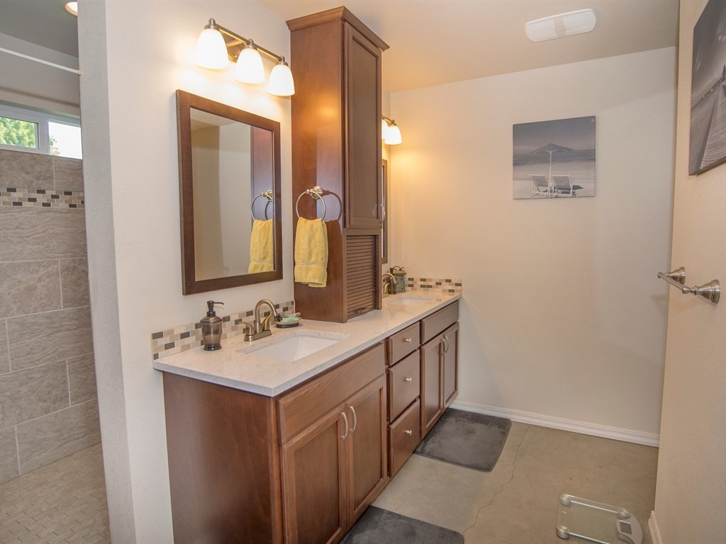2411 North Long Road Spokane Valley, WA 99016 - Photo 9 of 20