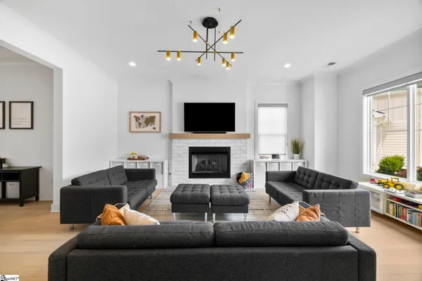 $740,000 | 17 Azalea Spring, Greenville, SC 29615