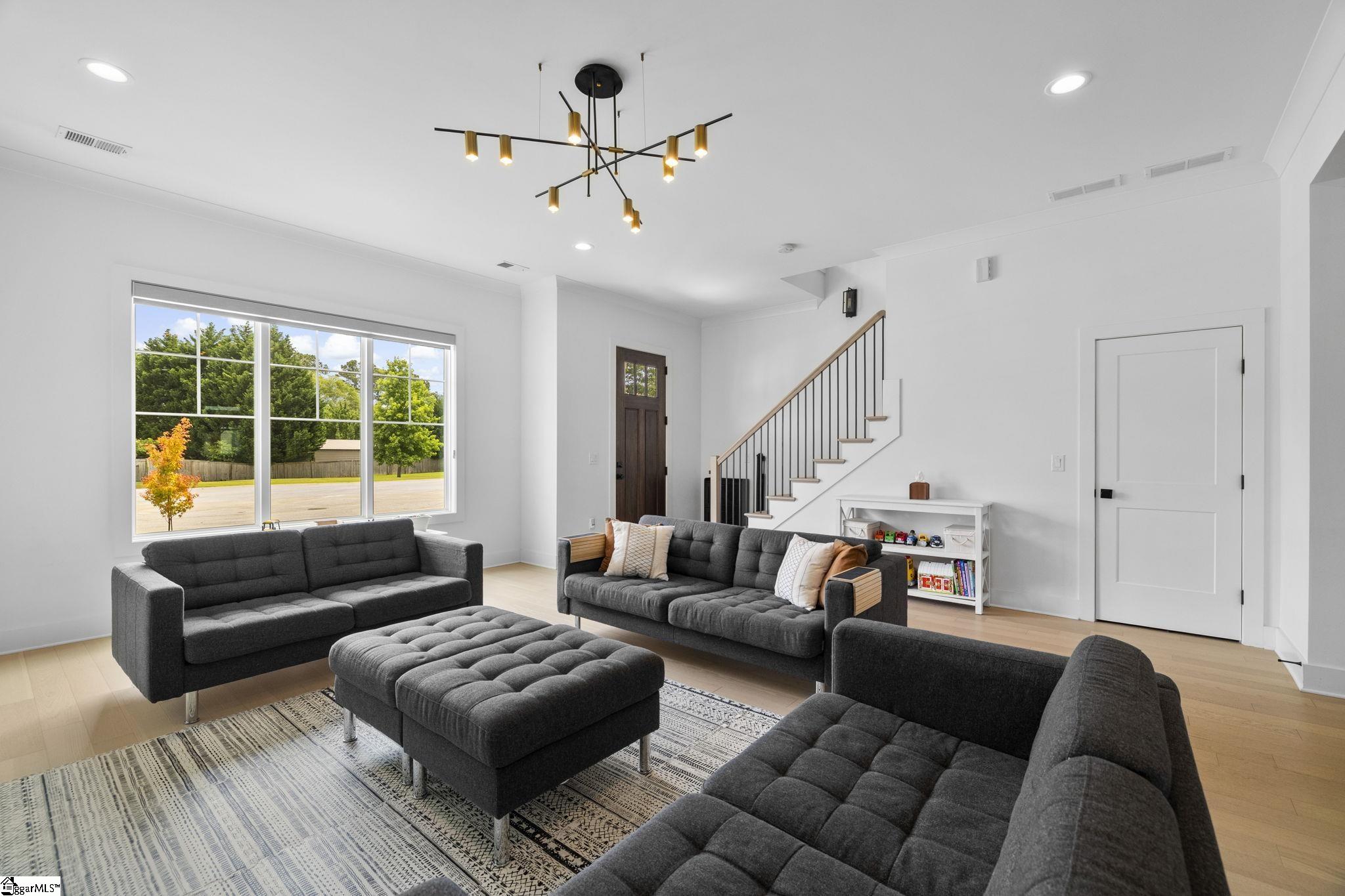 17 Azalea Spring Greenville, SC 29615 - Photo 6 of 40