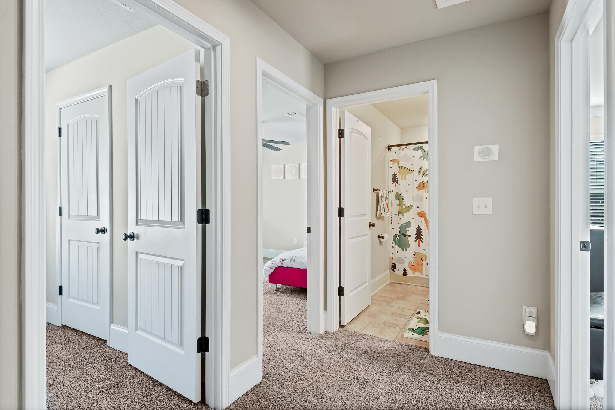 107 Mosaic Oaks Circle Santa Rosa Beach, FL 32459 - Photo 34 of 46 a view of an entryway with hallway
