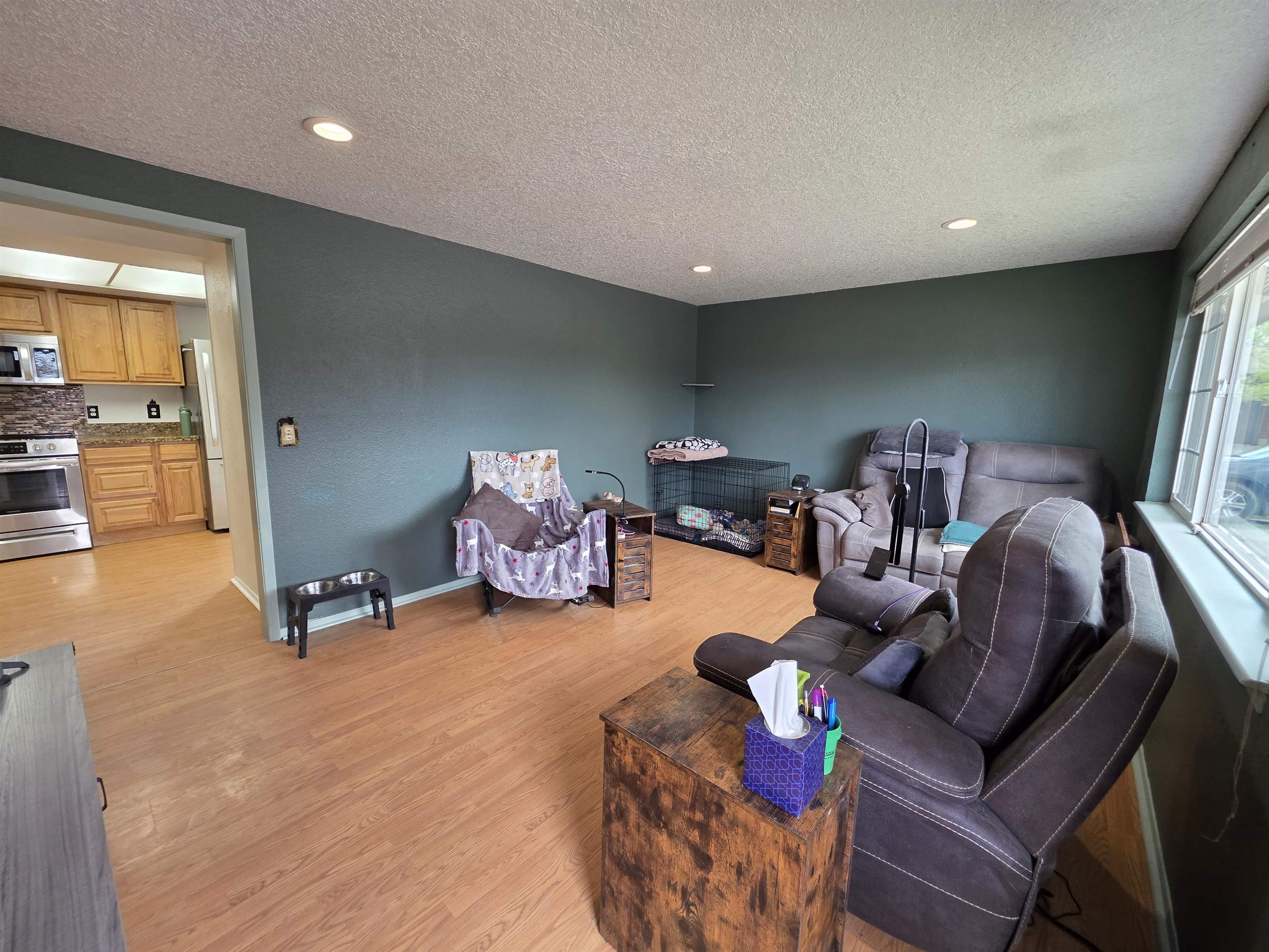 907 Plateau Road Rock Springs, WY 82901 - Photo 4 of 33