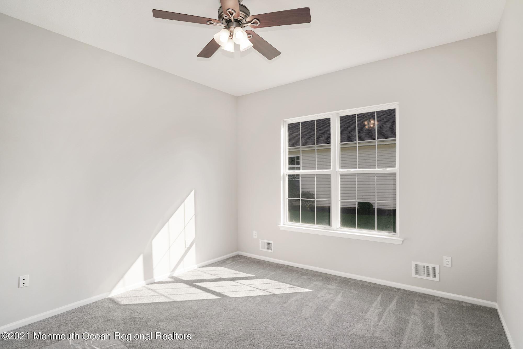 2529 Morningstar Road Manasquan, NJ 08736 - Photo 18 of 32 022_2529_Morningstar_346620_649981