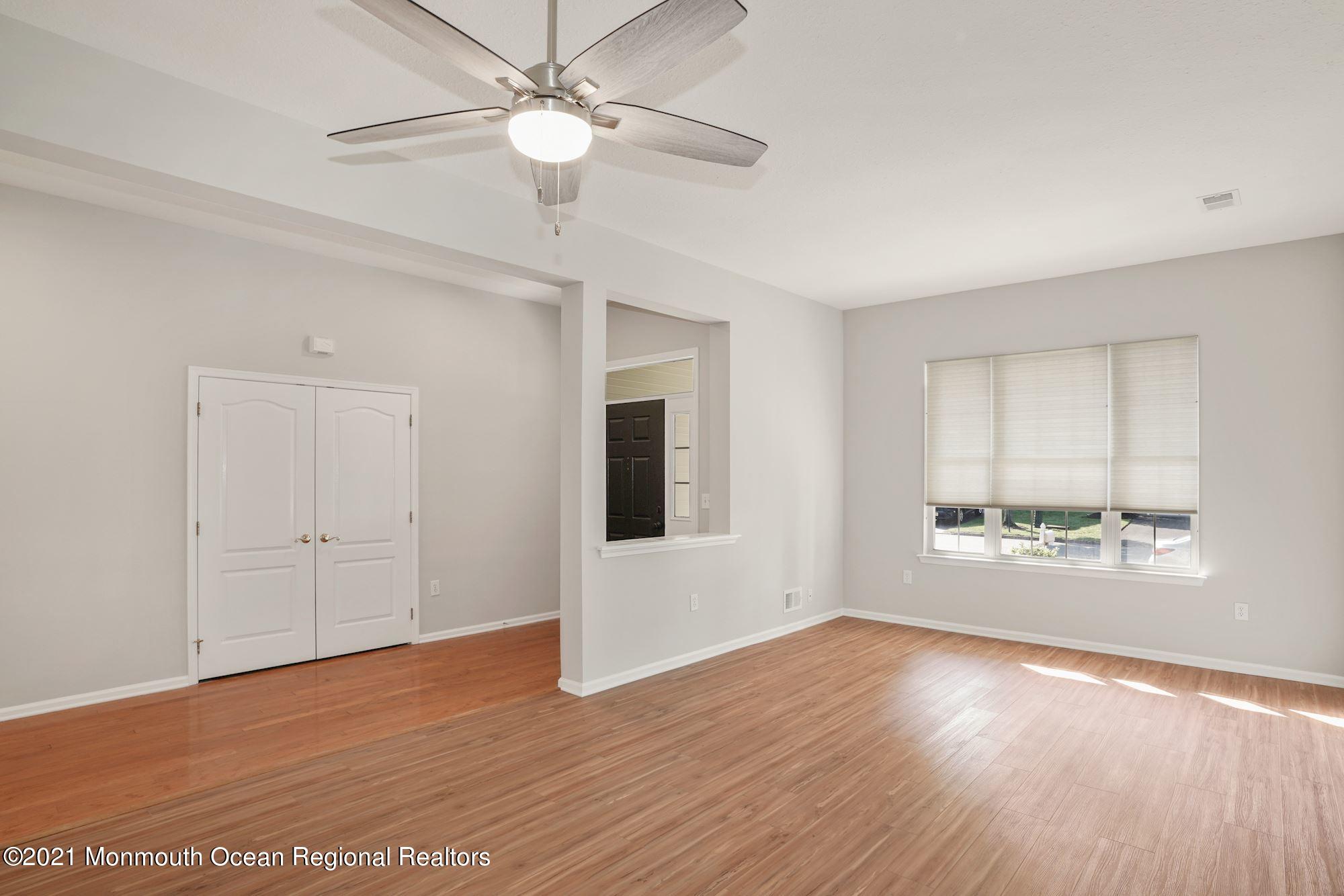 2529 Morningstar Road Manasquan, NJ 08736 - Photo 6 of 32 008_2529_Morningstar_346620_649981