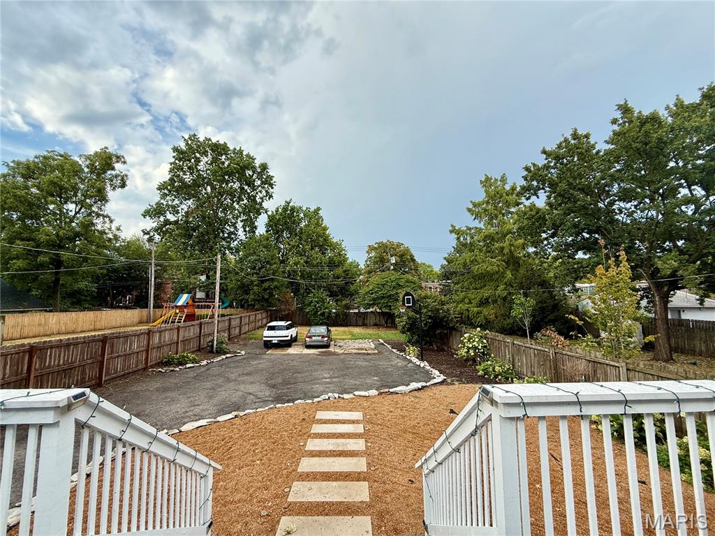 4935 Reber Place St. Louis, MO 63139 - Photo 32 of 34