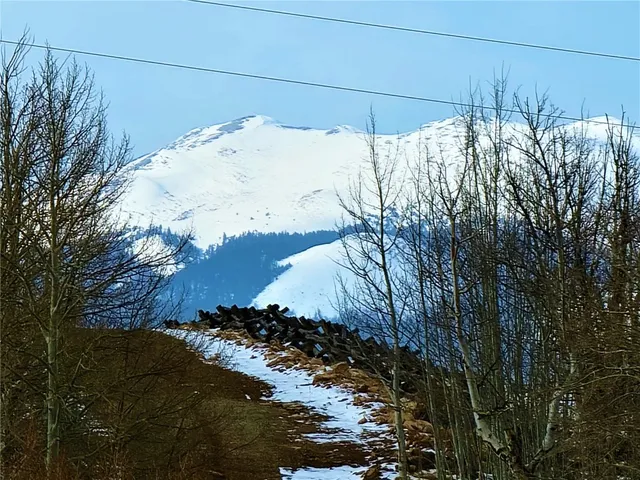 a view of a building