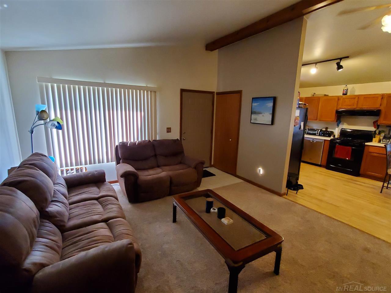 49441 Fuller Road New Baltimore, MI 48051 - Photo 8 of 18 50080038-9.JPG