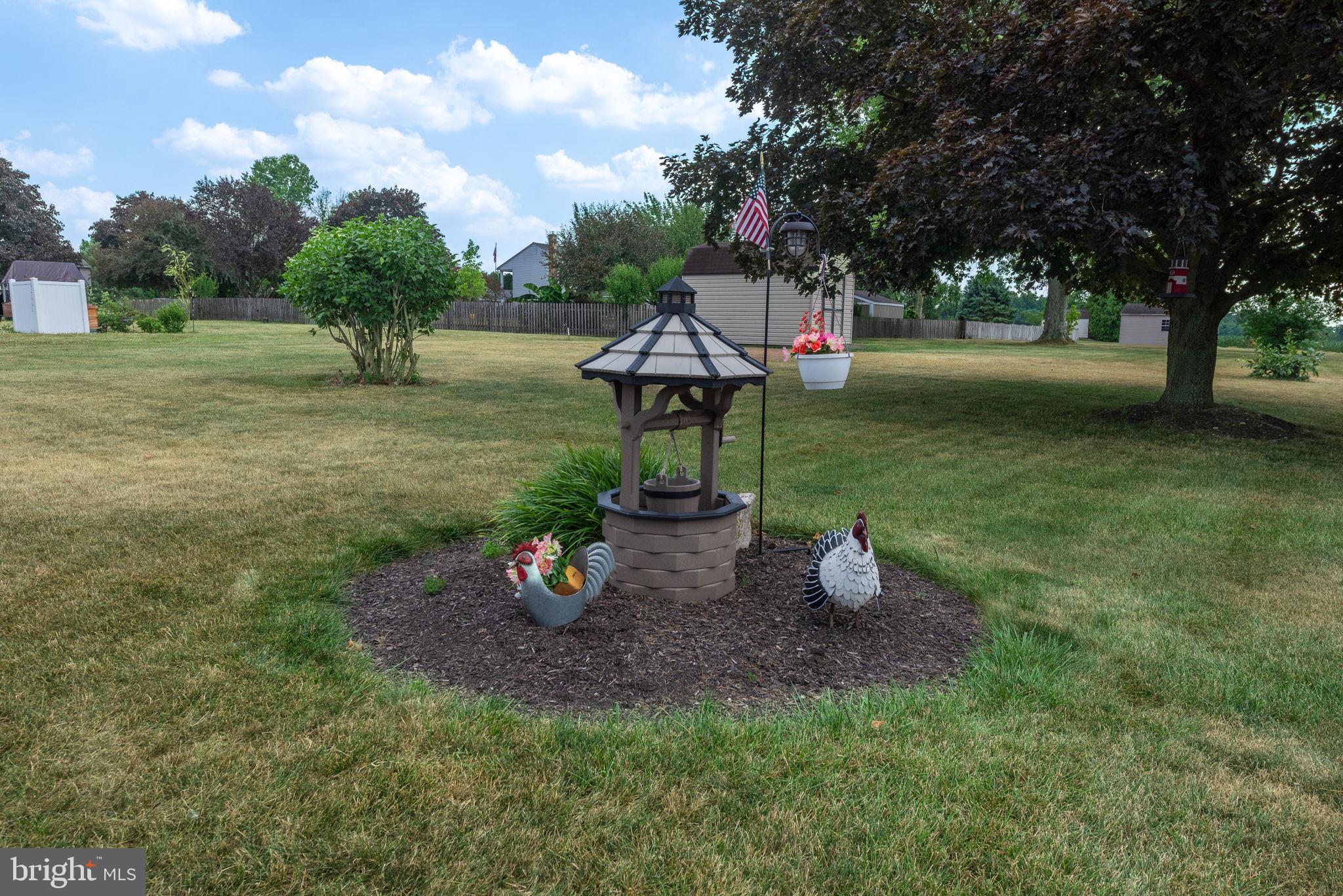 949 Brunnerville Road Lititz, PA 17543 - Photo 35 of 39 The well is literally in the well!