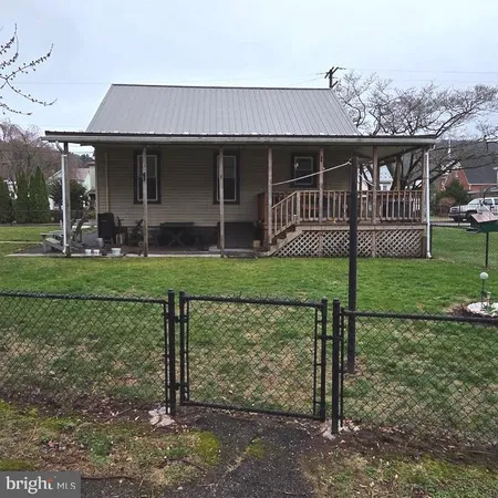 $150,000 | 651 North Street, Lykens, PA 17048