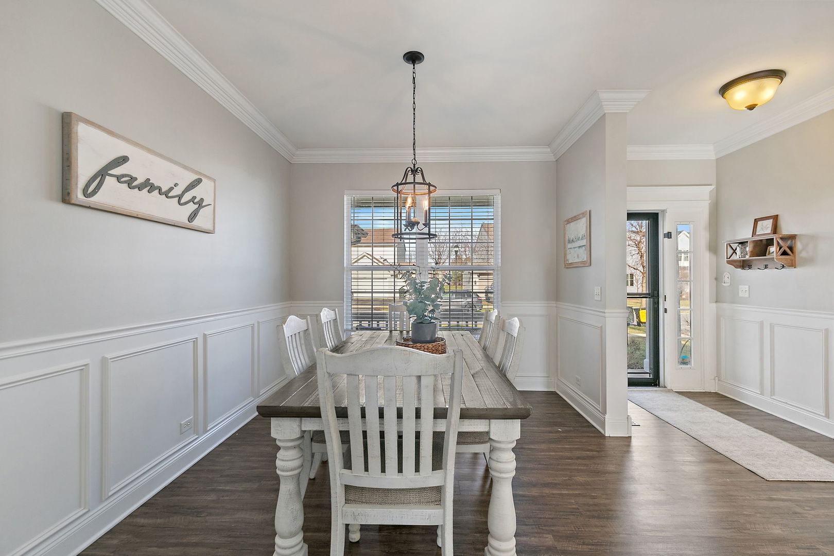 859 Dover Street Pingree Grove, IL 60140 - Photo 5 of 46