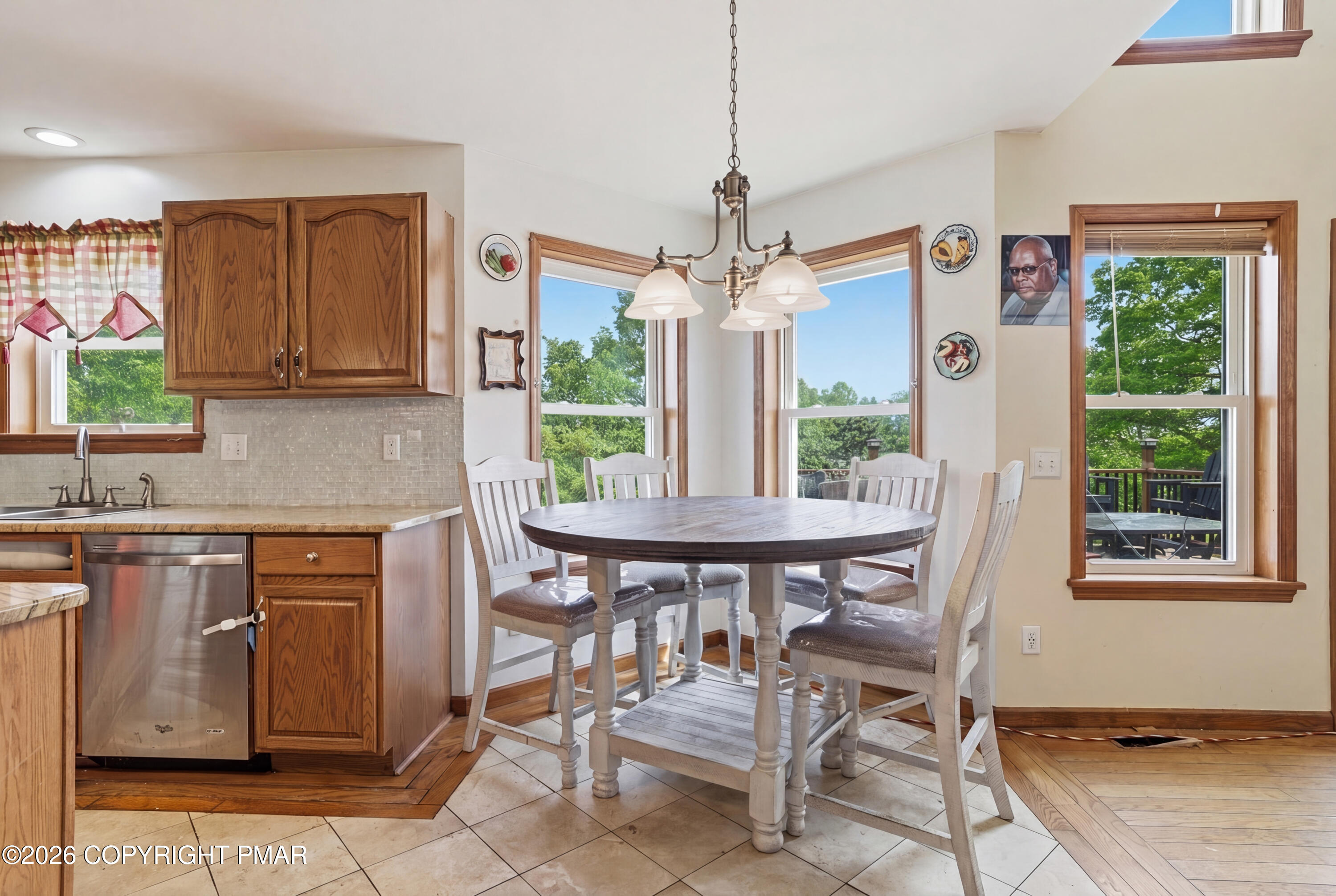 2607 Ramon Drive Blakeslee, PA 18610 - Photo 24 of 67 Eat In Kitchen