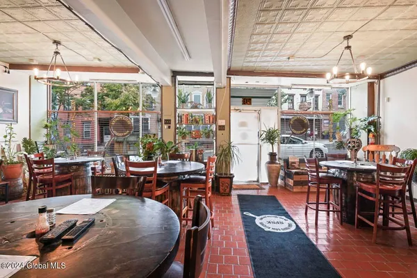 $575,000 | 165 Madison Avenue, Albany, NY 12207