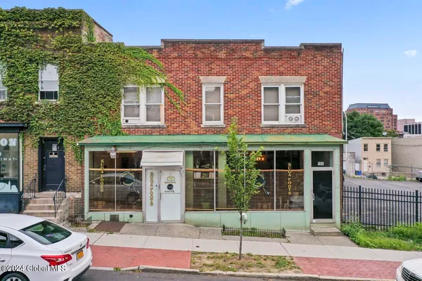 $575,000 | 165 Madison Avenue, Albany, NY 12207