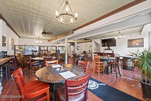 $575,000 | 165 Madison Avenue, Albany, NY 12207