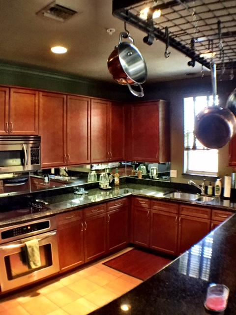 1970 South Dixie Highway, Unit R2 West Palm Beach, FL 33401 - Photo 4 of 10 Kitchen