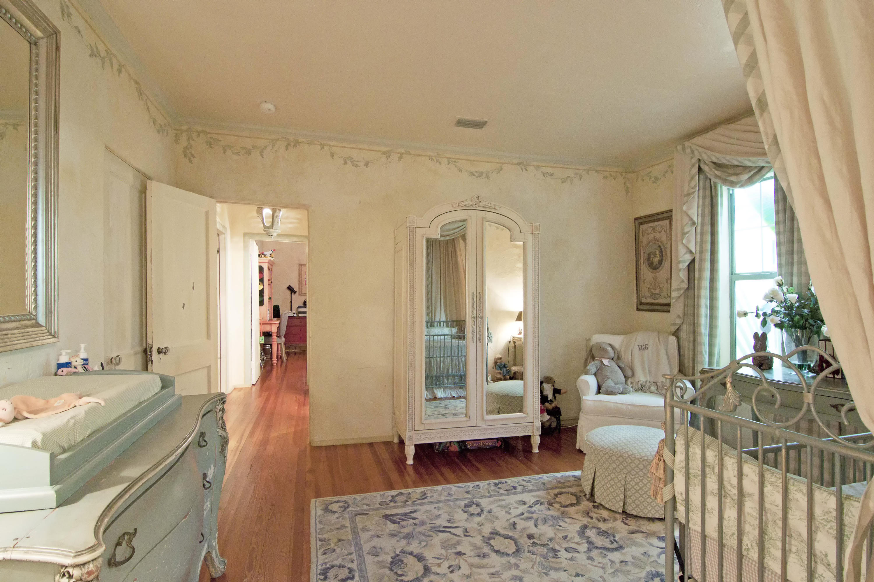 530 Sunset Road West Palm Beach, FL 33401 - Photo 16 of 24 IMG_9241