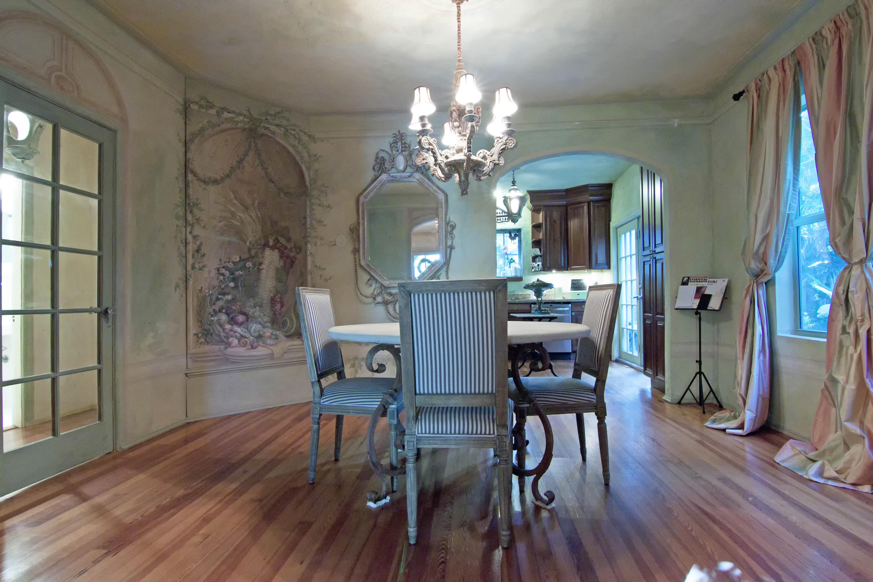 530 Sunset Road West Palm Beach, FL 33401 - Photo 10 of 24 IMG_9263