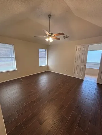 $3,200 | 1615 Ariel Drive, Mesquite, TX 75181