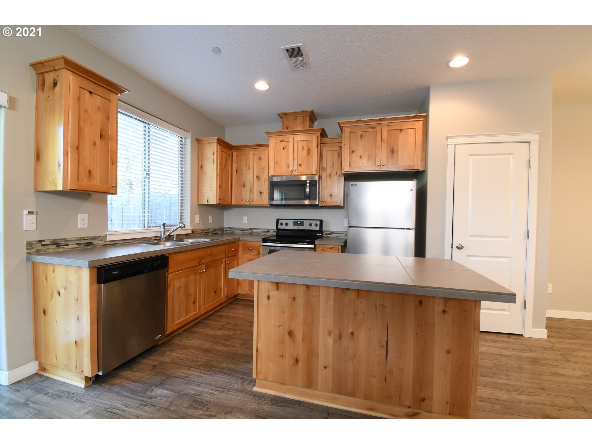 126 North 44th Place Ridgefield, WA 98642 - Photo 5 of 21