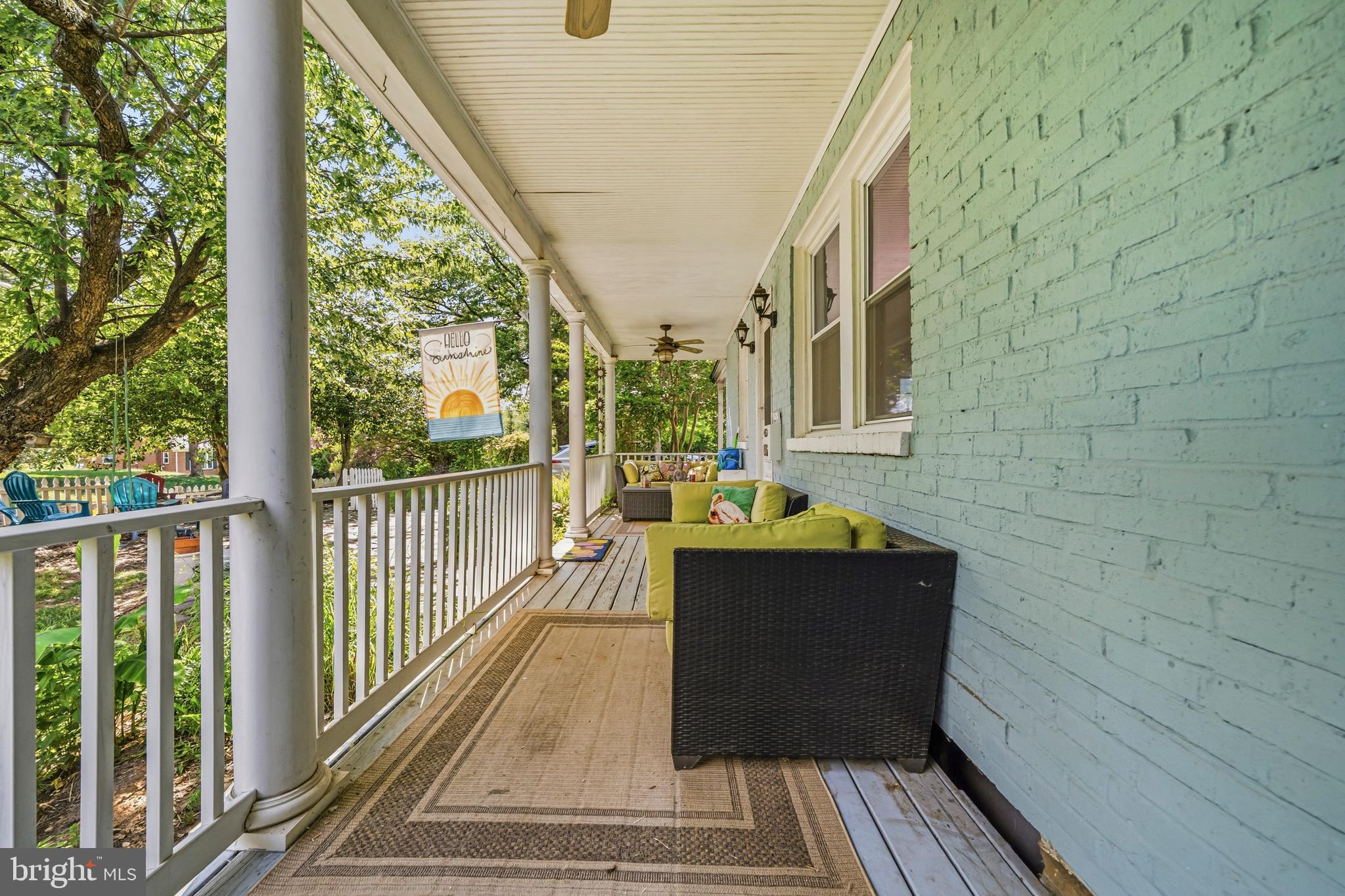 606 Edwards Ferry Road Northeast Leesburg, VA 20176 - Photo 6 of 49
