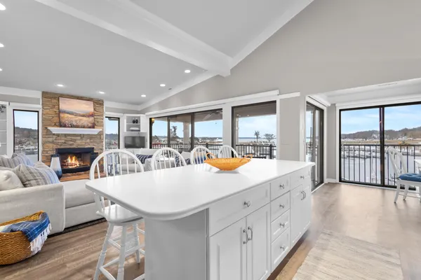 $1,100,000 | 12 Abbey Villa Circle, Unit B, Fontana, WI 53125