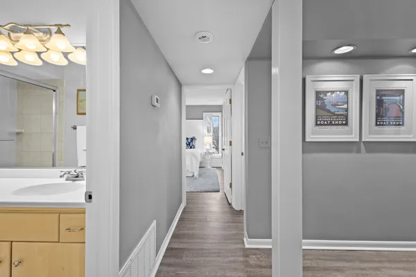 $1,100,000 | 12 Abbey Villa Circle, Unit B, Fontana, WI 53125
