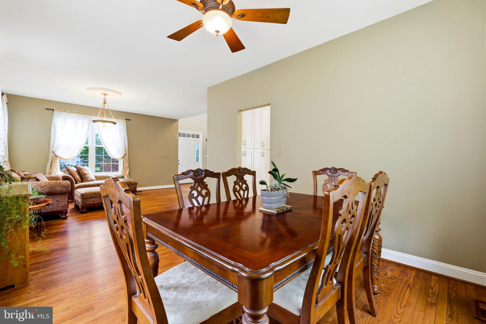 813 Duncan Place Southeast Leesburg, VA 20175 - Photo 16 of 90 Dining Room