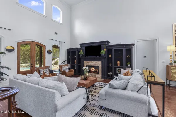 $844,900 | 131 Lakeshire Parkway, Canton, MS 39046