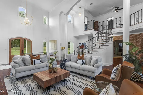 $844,900 | 131 Lakeshire Parkway, Canton, MS 39046