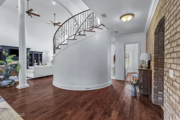 $844,900 | 131 Lakeshire Parkway, Canton, MS 39046