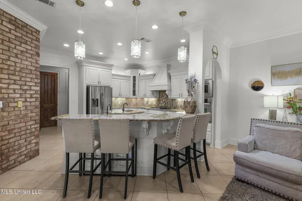 $844,900 | 131 Lakeshire Parkway, Canton, MS 39046
