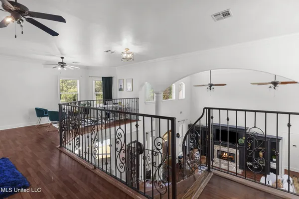 $844,900 | 131 Lakeshire Parkway, Canton, MS 39046