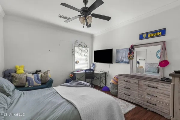 $844,900 | 131 Lakeshire Parkway, Canton, MS 39046