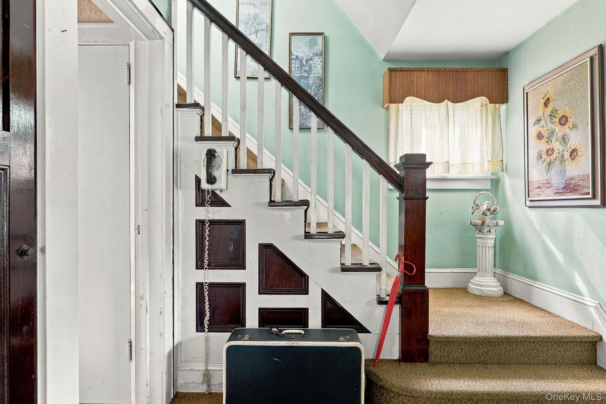 696 Springtown Road Tillson, NY 12486 - Photo 7 of 36 Gallery Image 7