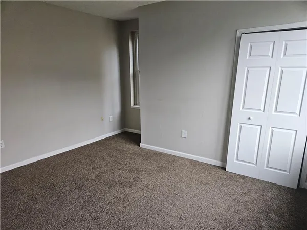 $895 | 1935 Delaware Avenue, Unit 201, Pittsburgh, PA 15218